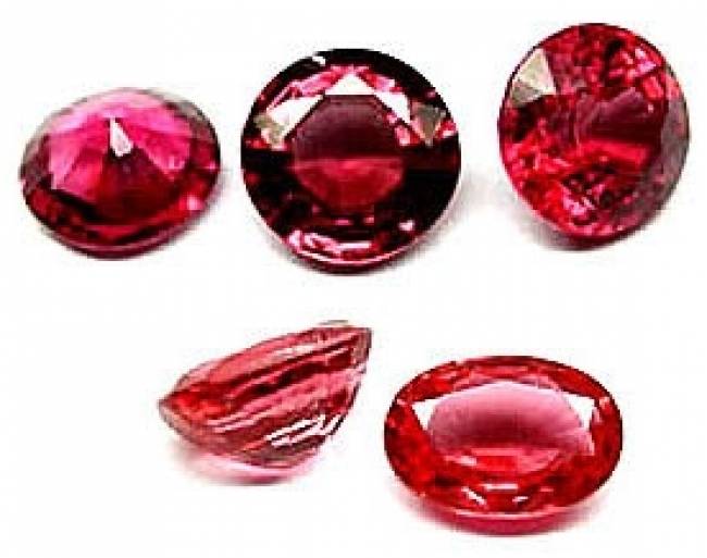 माणिक्य रत्न के लाभ/Ruby Gemstone Benefits