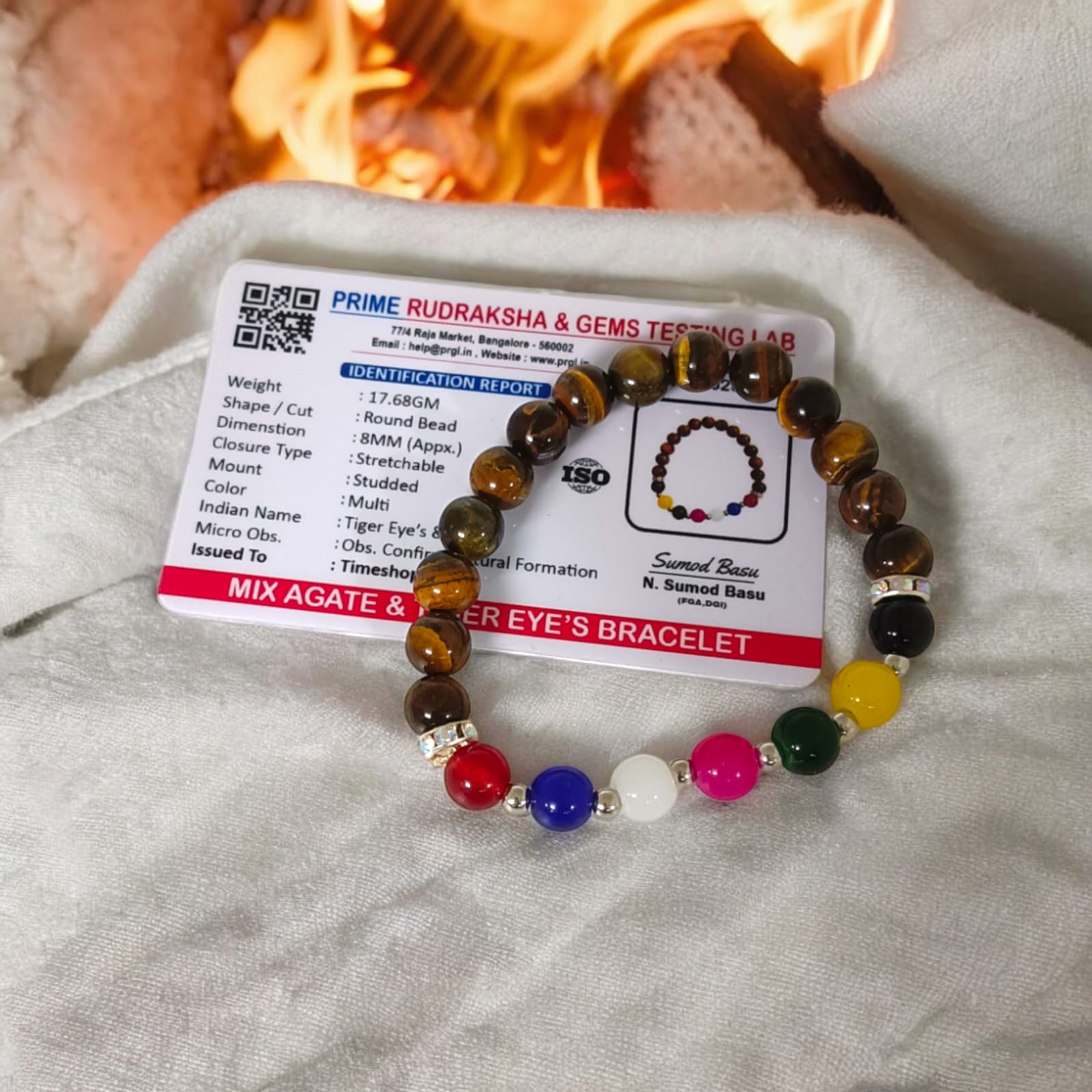 A Mix Agate and Tiger Eye's Bracelet with 8MM lab-certified beads, featuring 7 types of Agate stones and Tiger Eye beads in a stretchable design for protection and balance.