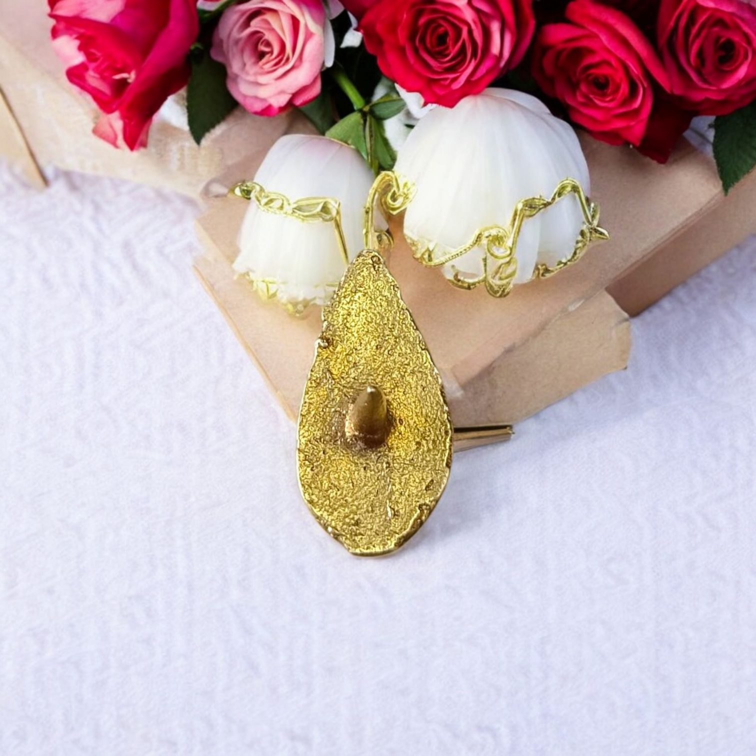 A beautifully crafted Prabhu Tilak Stamp designed for easy and sacred tilak application, shown with kumkum for spiritual rituals