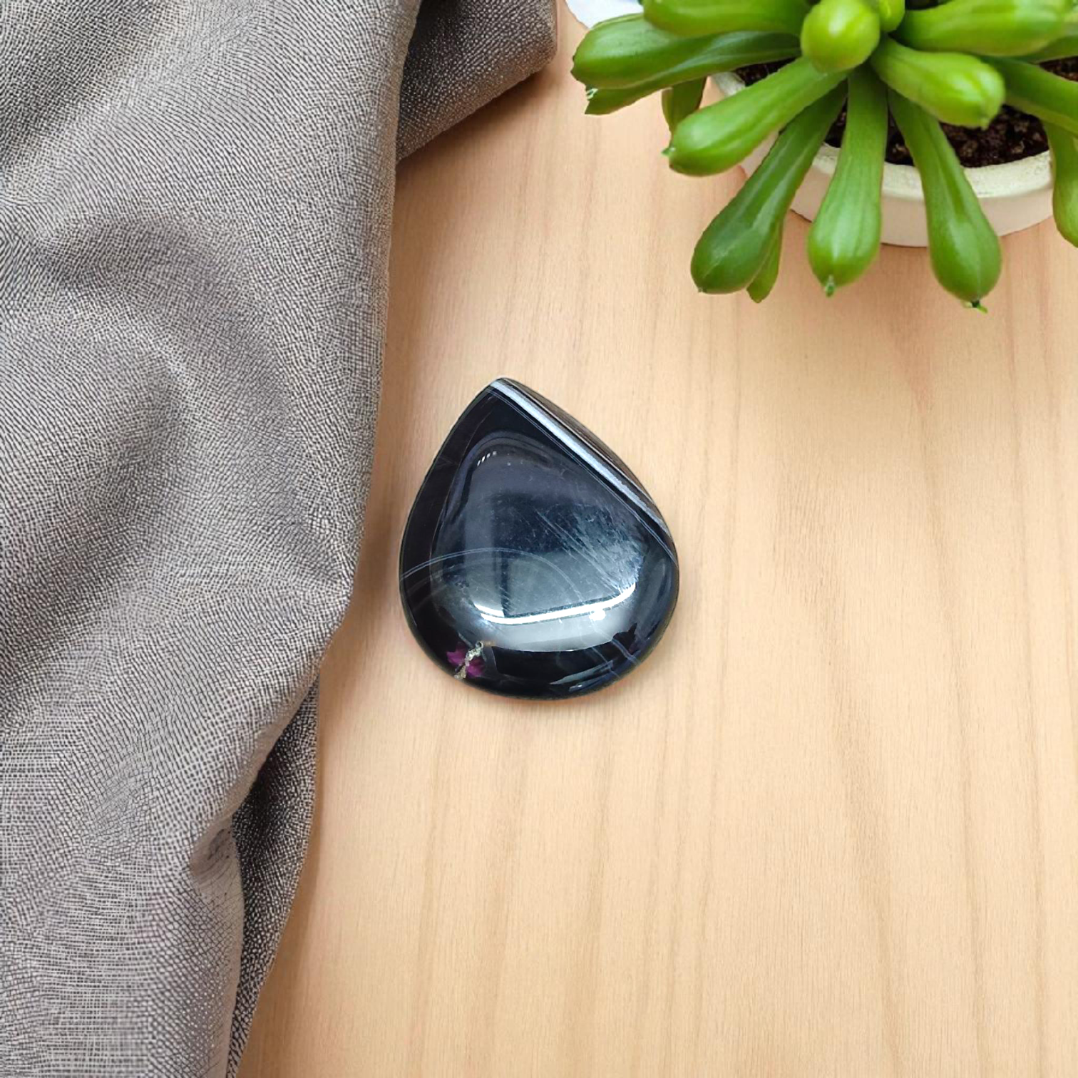 Black Sulemani Hakik Stone - Polished Natural Agate for Protection, Balance, and Spiritual Focus