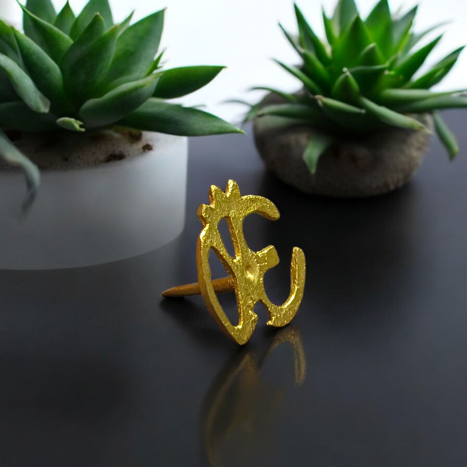 Brass Om Tilak Stamp for Forehead – Traditional Hindu Tilak Tool for Rituals, Puja, and Meditation