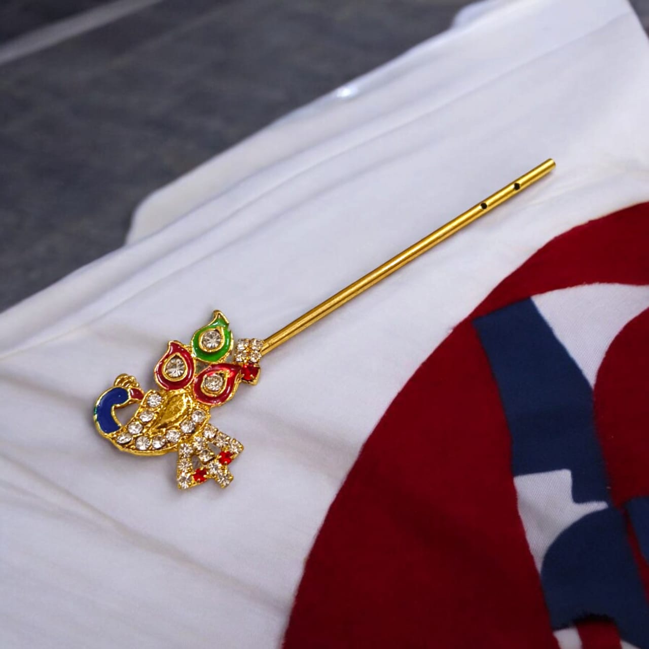 Extra-large Laddu Gopal bansuri with peacock and zircon design, a 58mm decorative flute for Krishna Ji, perfect for festivals and daily pooja decor.