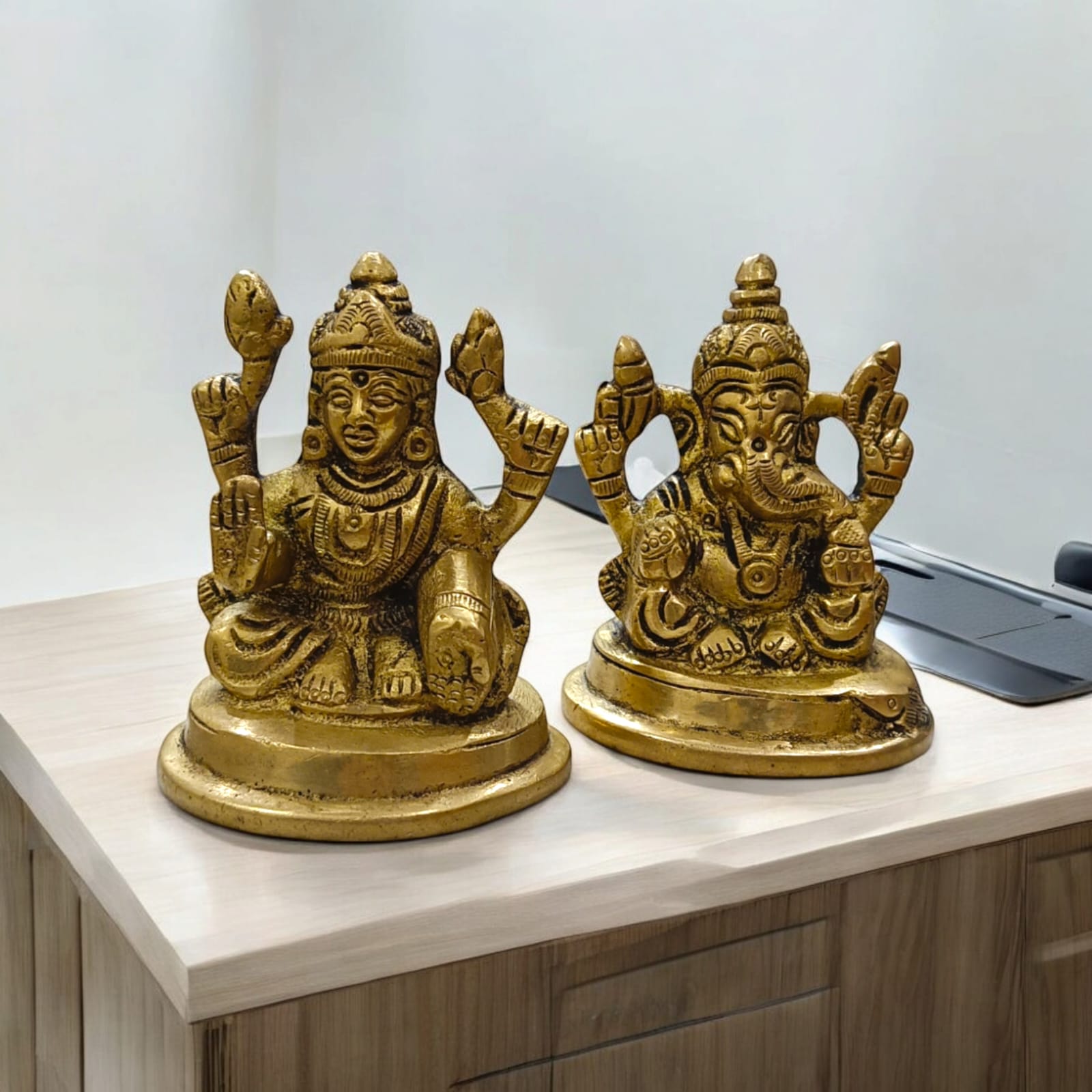 Lakshmi Ganesh Brass Murti - 7 cm x 11 cm, 430 gm, For Wealth and Prosperity