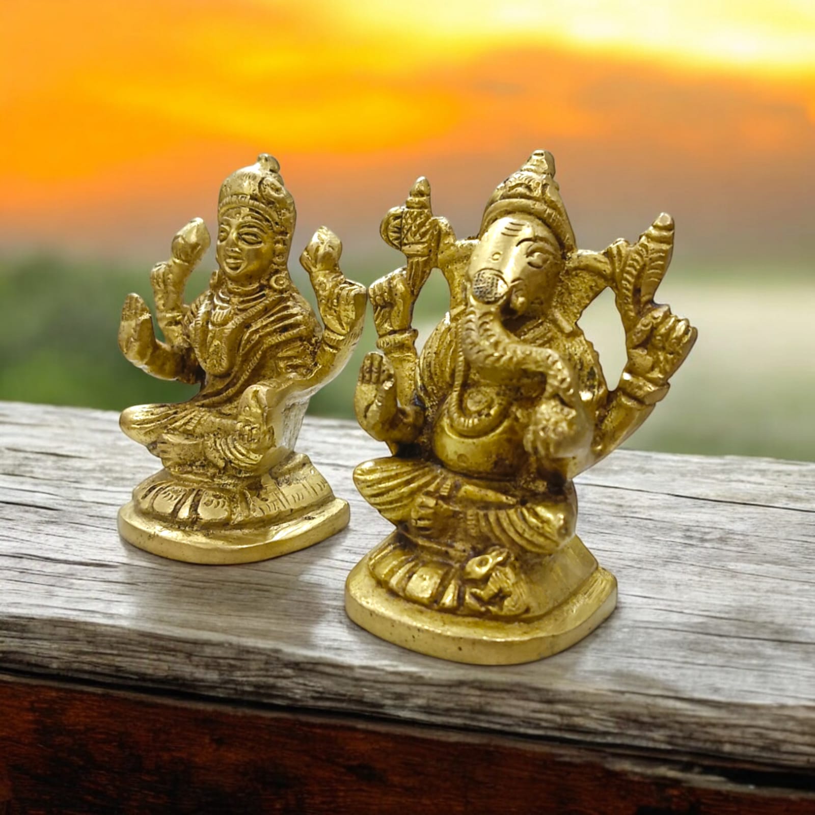 Lakshmi Ganesh Brass Murti - 7 cm x 6 cm, 490 gm, For Wealth and Prosperity