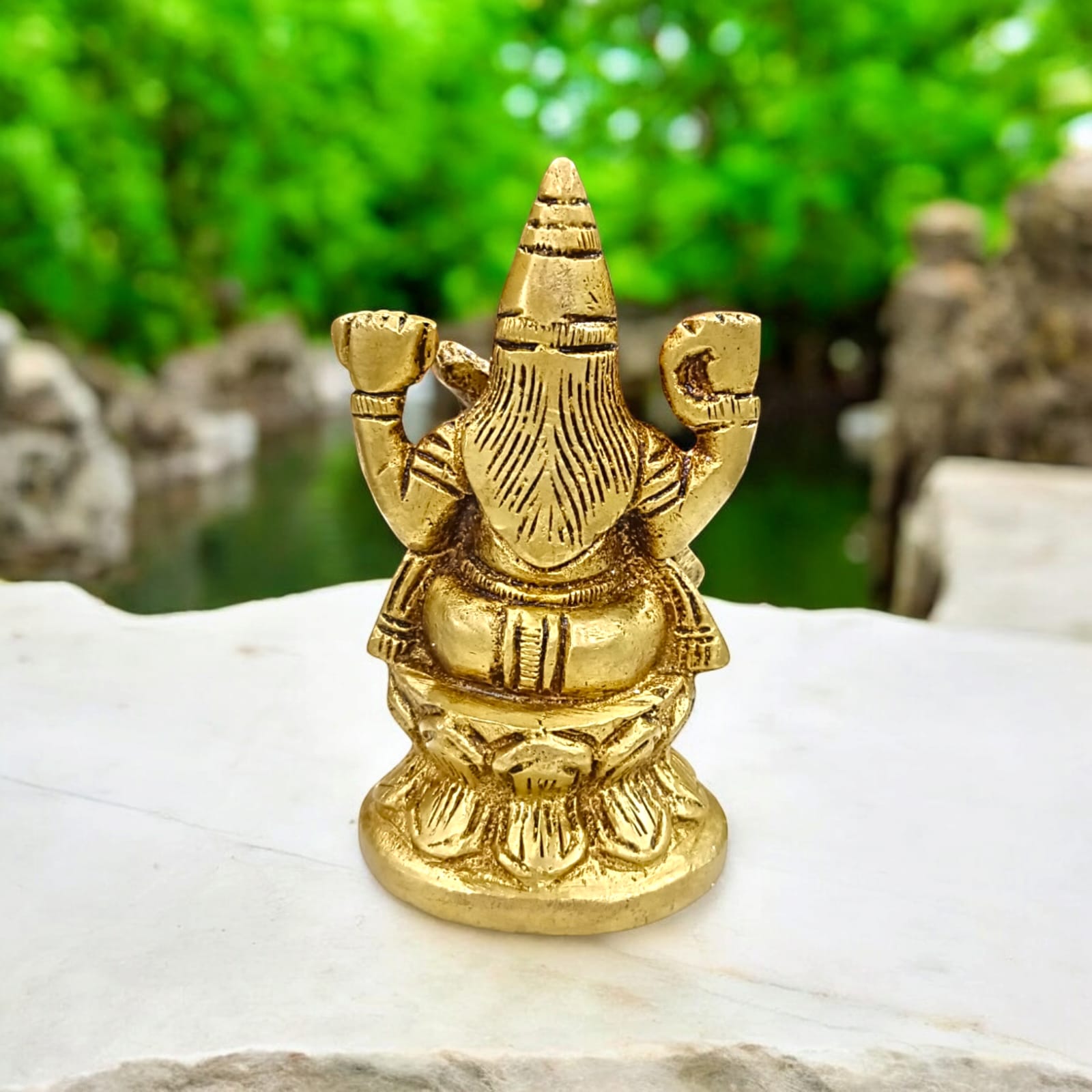 Maa Saraswati Idol in Brass, Goddess Saraswati, 8 cm length, 5 cm width, 270 grams, intricate design.