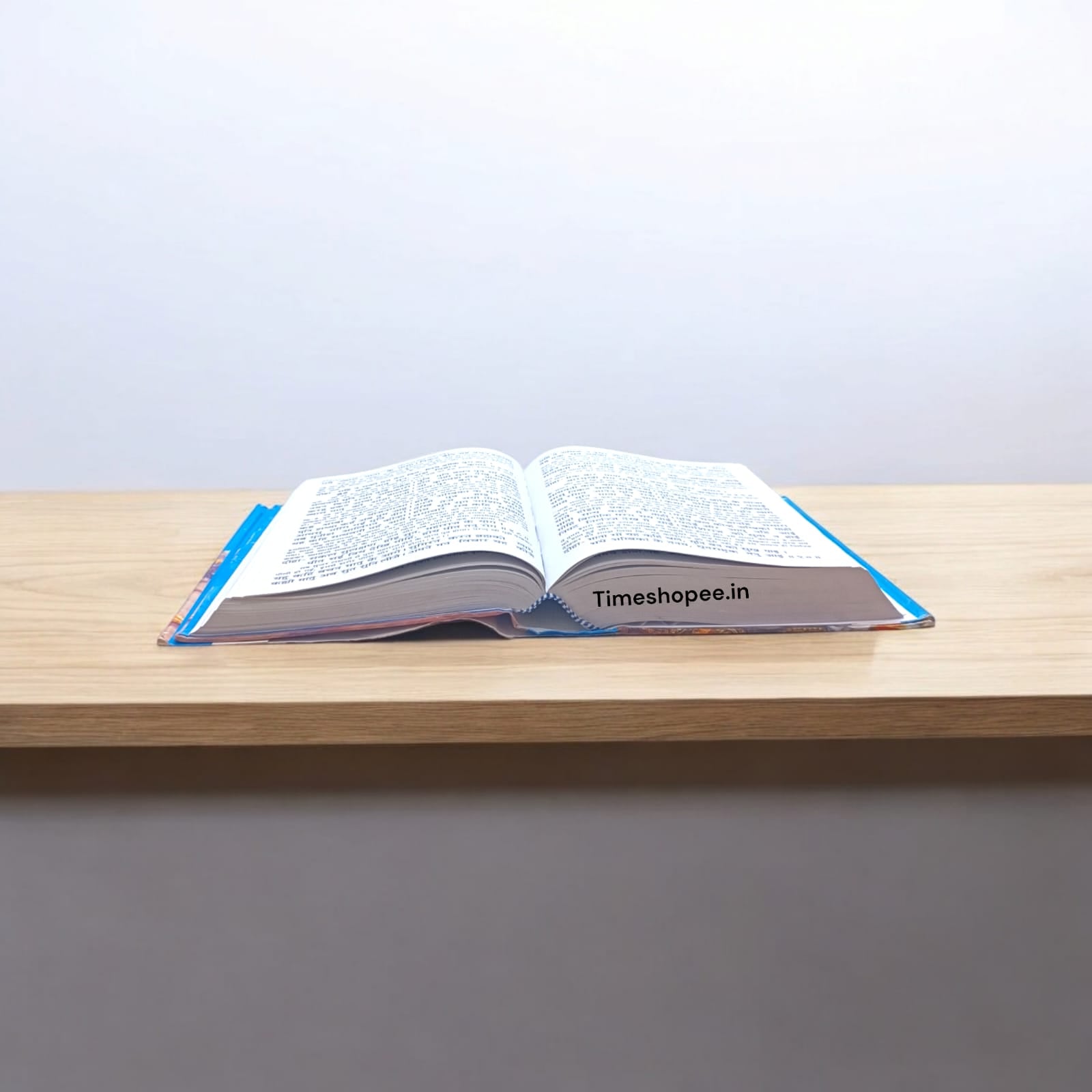 Mahabharat Hindi Book with 1224 pages, detailed epic narrative of the Mahabharat, available at Timeshopee