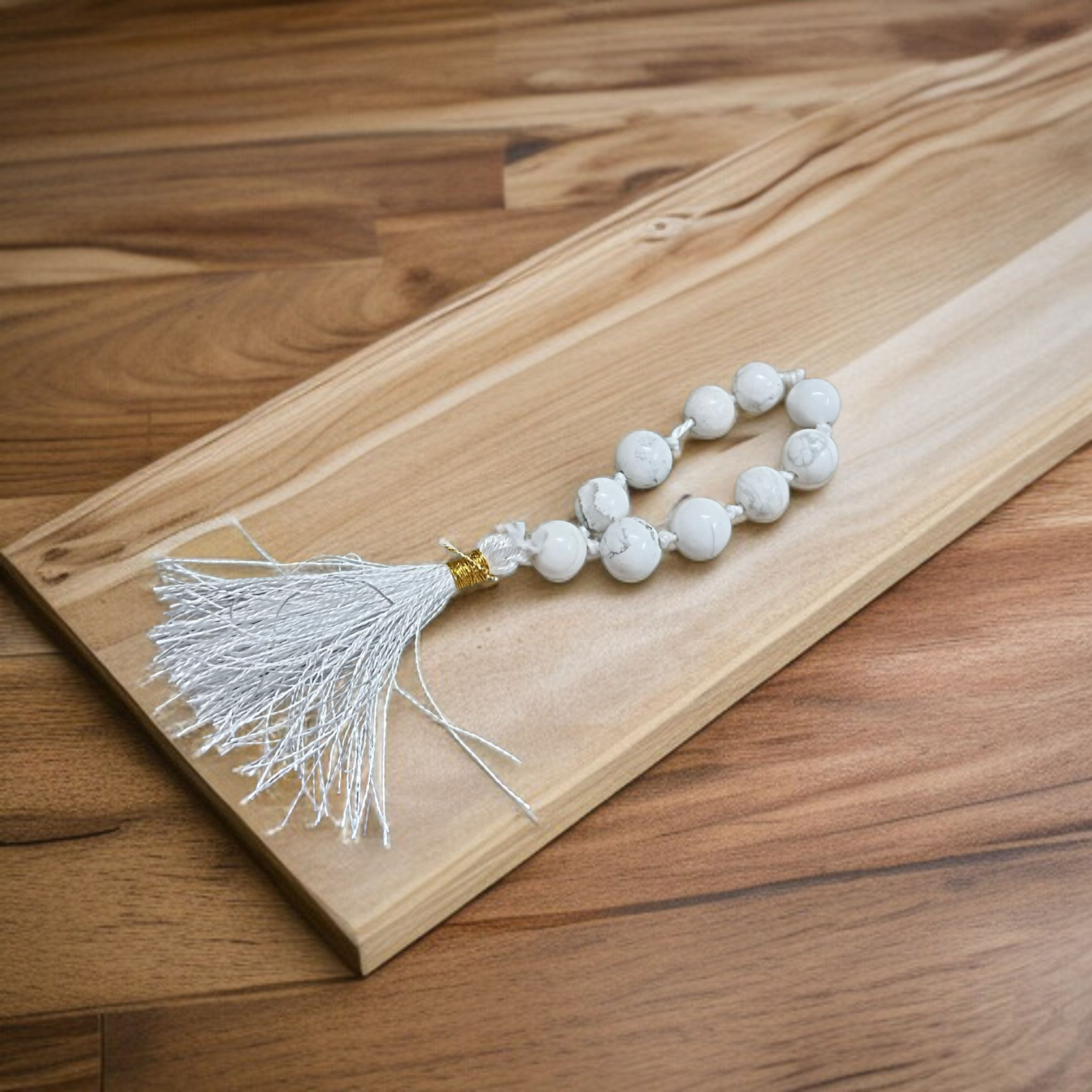 Natural Howlite Finger Mala with 9+1 8mm beads, lab certified, ideal for meditation, chanting, and stress relief – handcrafted and authentic