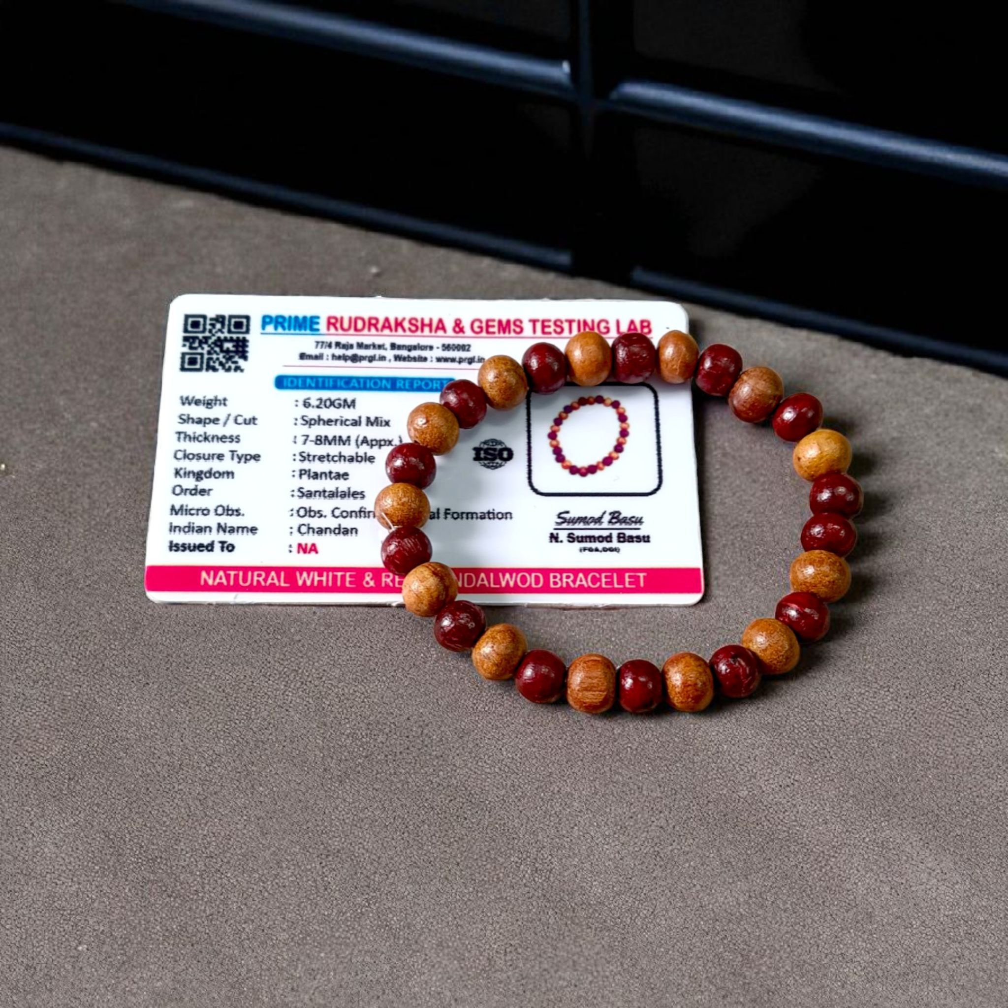 Natural White & Red Sandalwood Bracelet with 8mm round beads, handcrafted with stretchable elastic and lab certification, ideal for spiritual and daily use