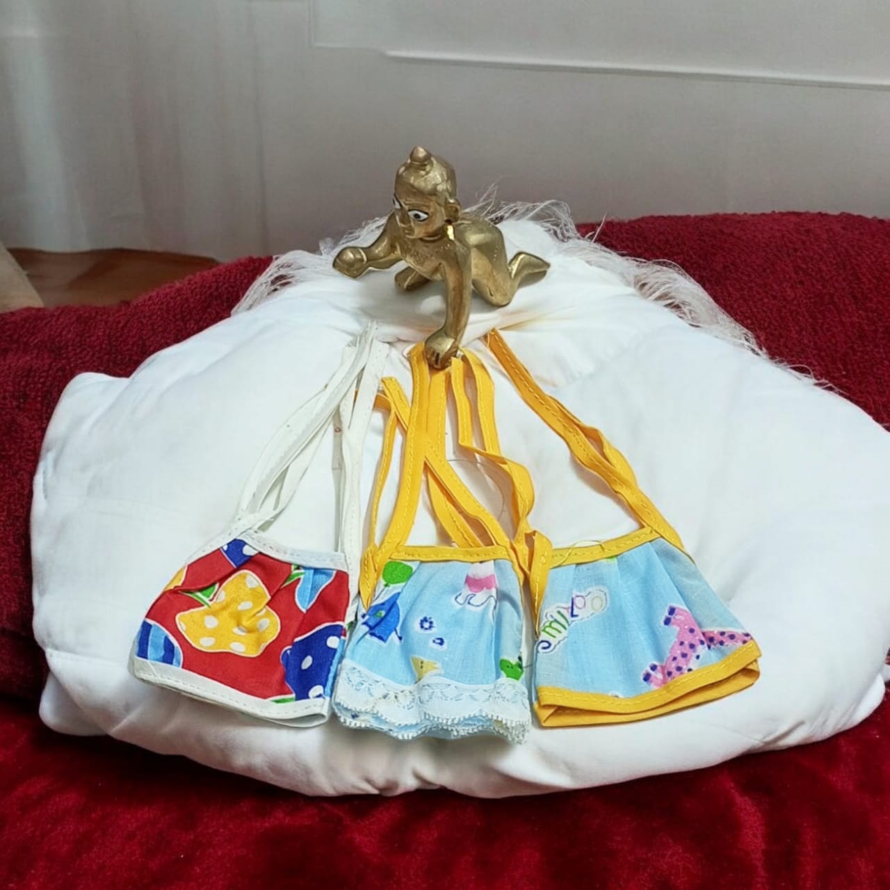 Set of 3 multi-color jhabla summer dresses for Laddu Gopal 0-1 No., comfortable night dress for Bal Gopal idols.