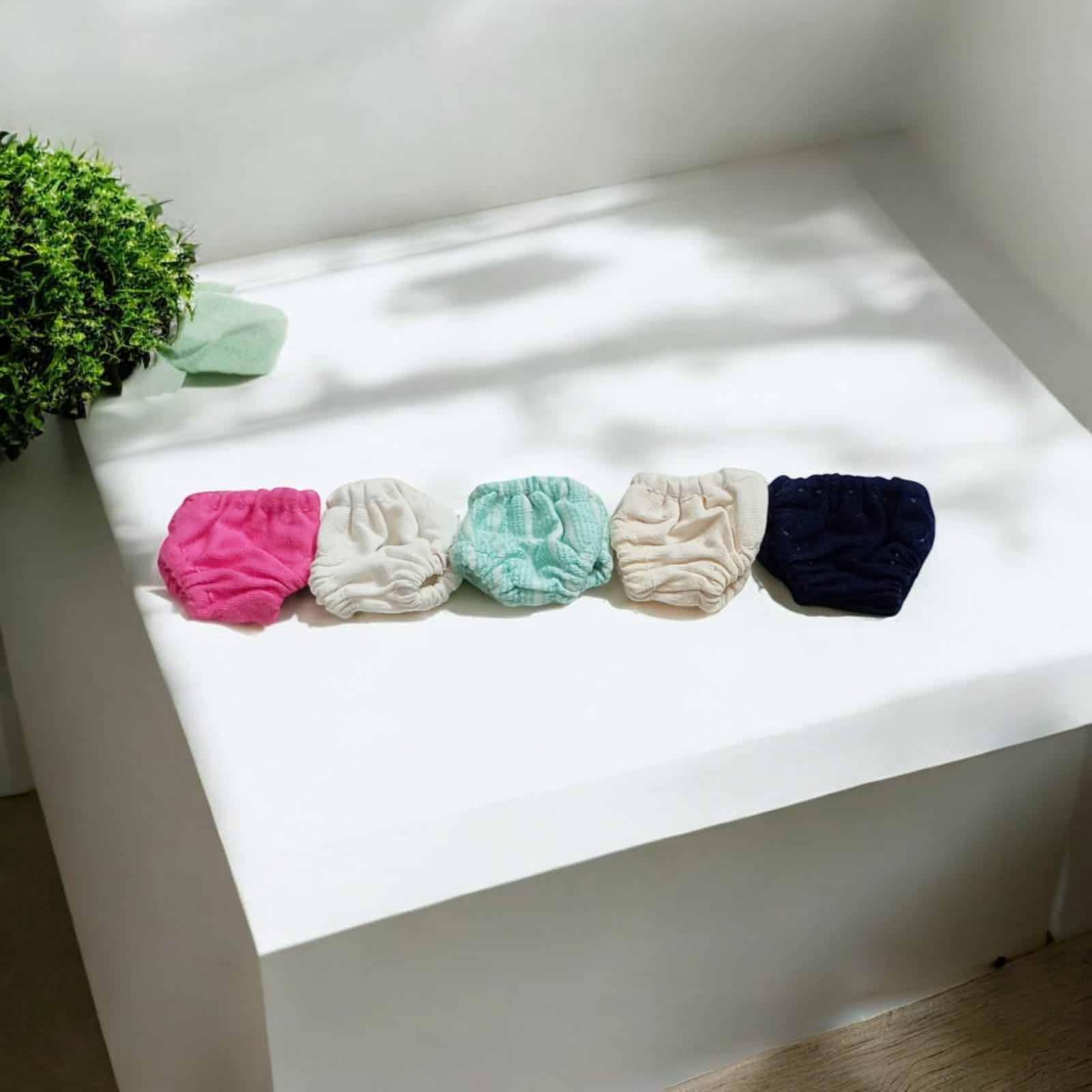 Set of 5 multi-color nickers for Laddu Gopal 0 No., soft and comfortable chaddi night dress for Laddu Gopal idol.