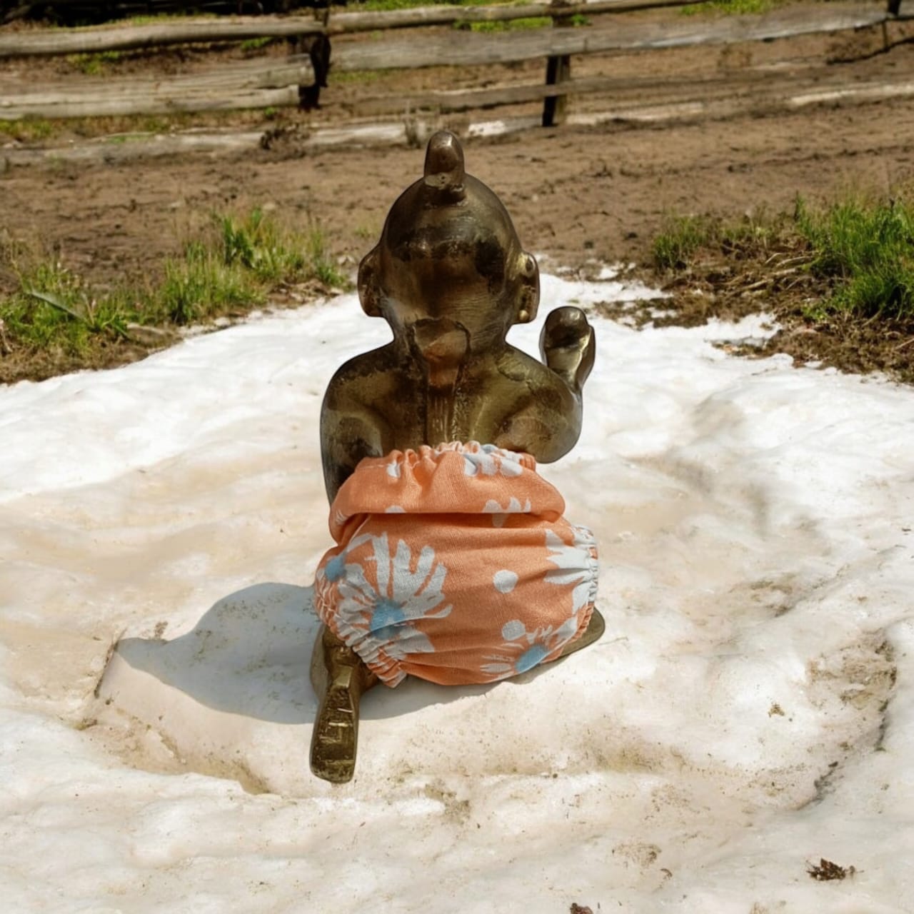 Set of 6 multi-color nickers for Laddu Gopal 5-6 No., comfortable night dress chaddi for Bal Gopal idols.