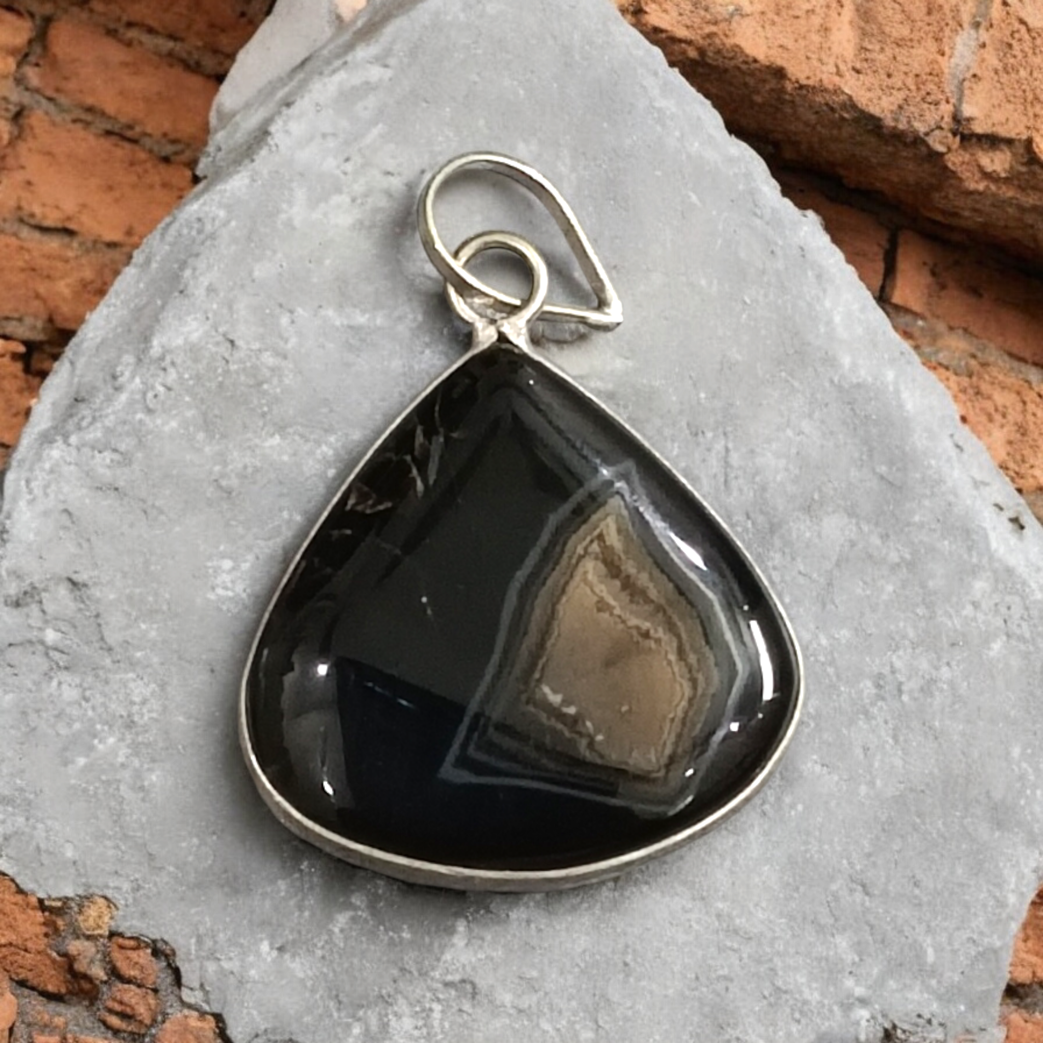 Sulemani Hakik Pendant with Thread | Lab Certified | Timeshopee