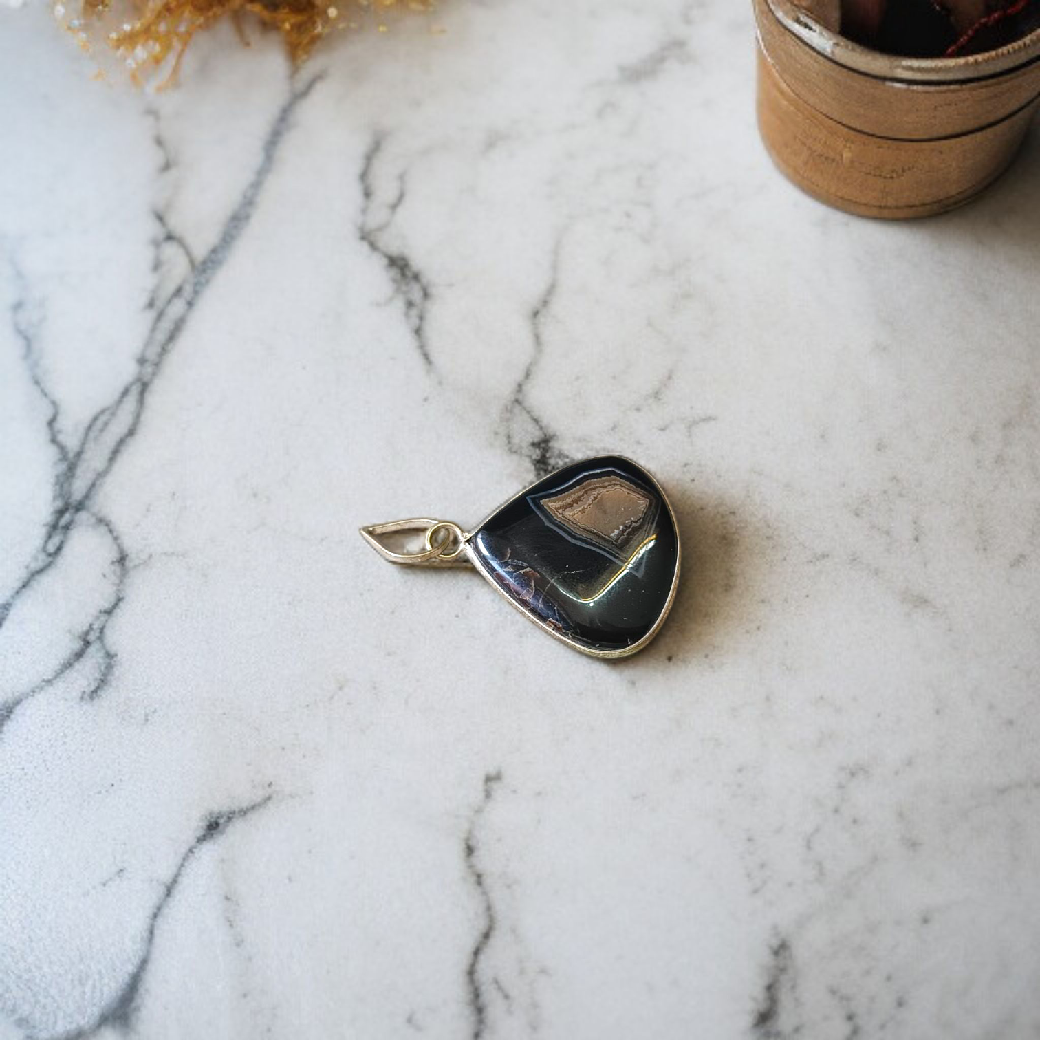 Sulemani Hakik Pendant with Thread | Lab Certified | Timeshopee