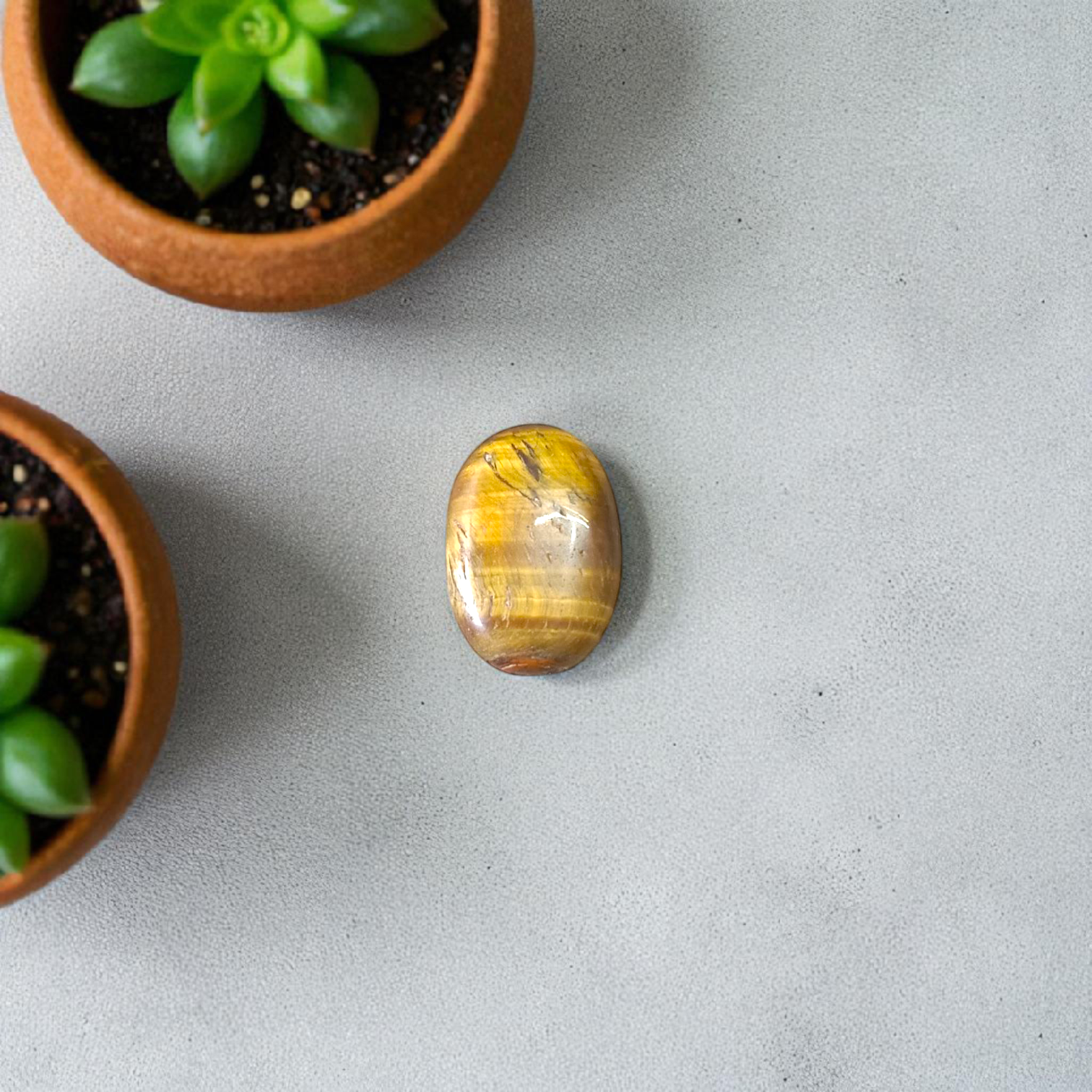 Tiger Eye Stone – Natural Brown Crystal for Confidence, Motivation & Meditation
