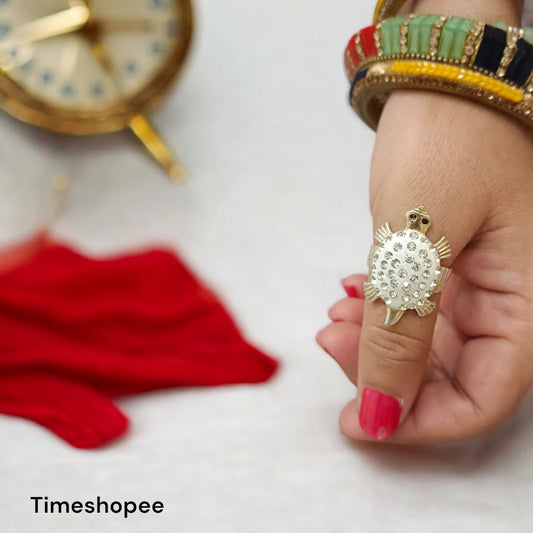 Tortoise Ring with Stylish Zircon Diamond Design from