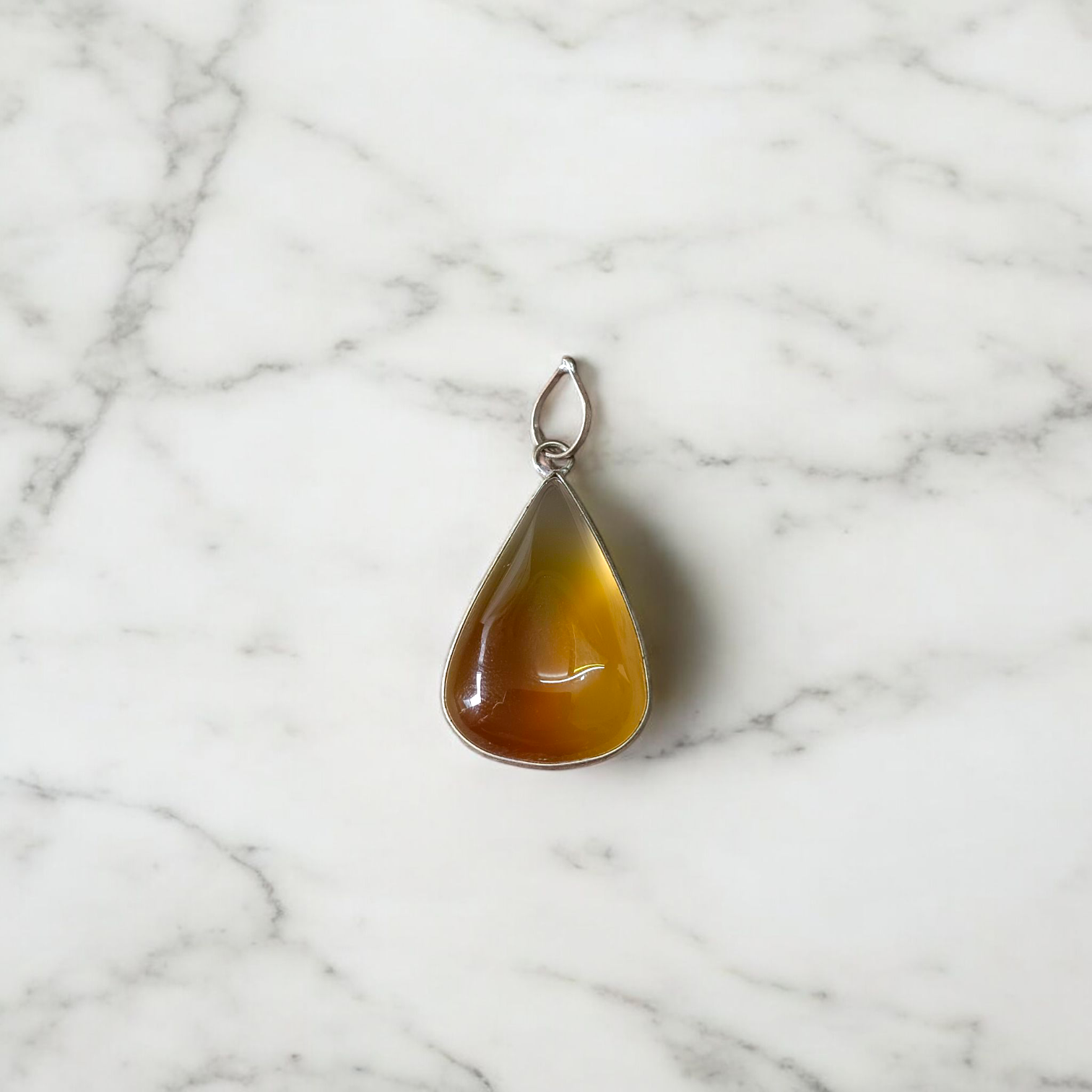 Yellow Agate Pendant | Peela Hakik Locket | Lab Certified | Timeshopee