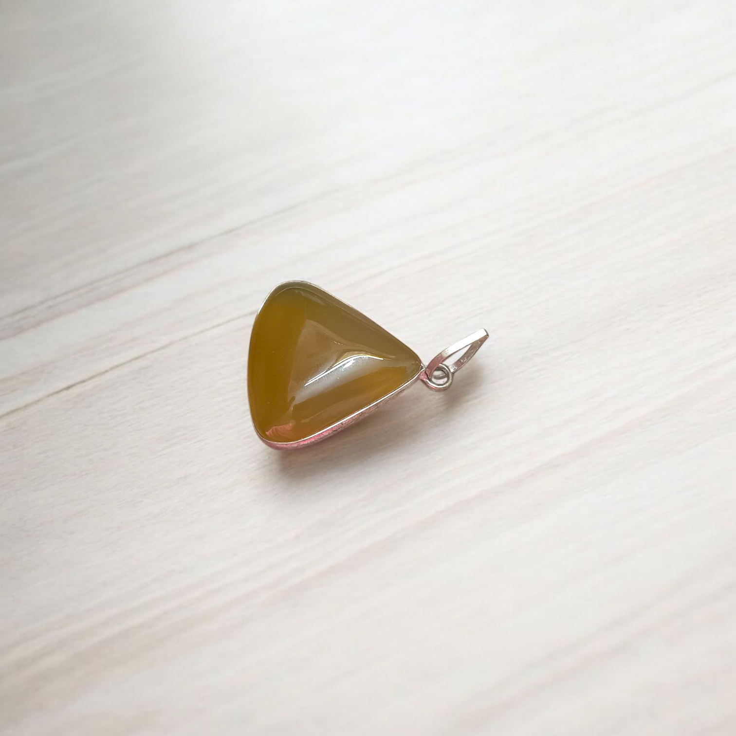 Yellow Agate Pendant | Peela Hakik Locket | Lab Certified | Timeshopee