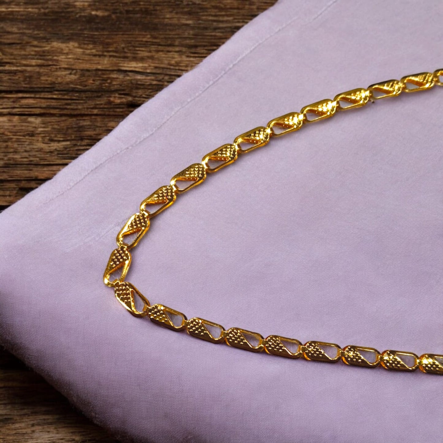 A 21-inch 1-gram gold plated chain featuring a vintage Nawabi design, suitable for both boys and girls.