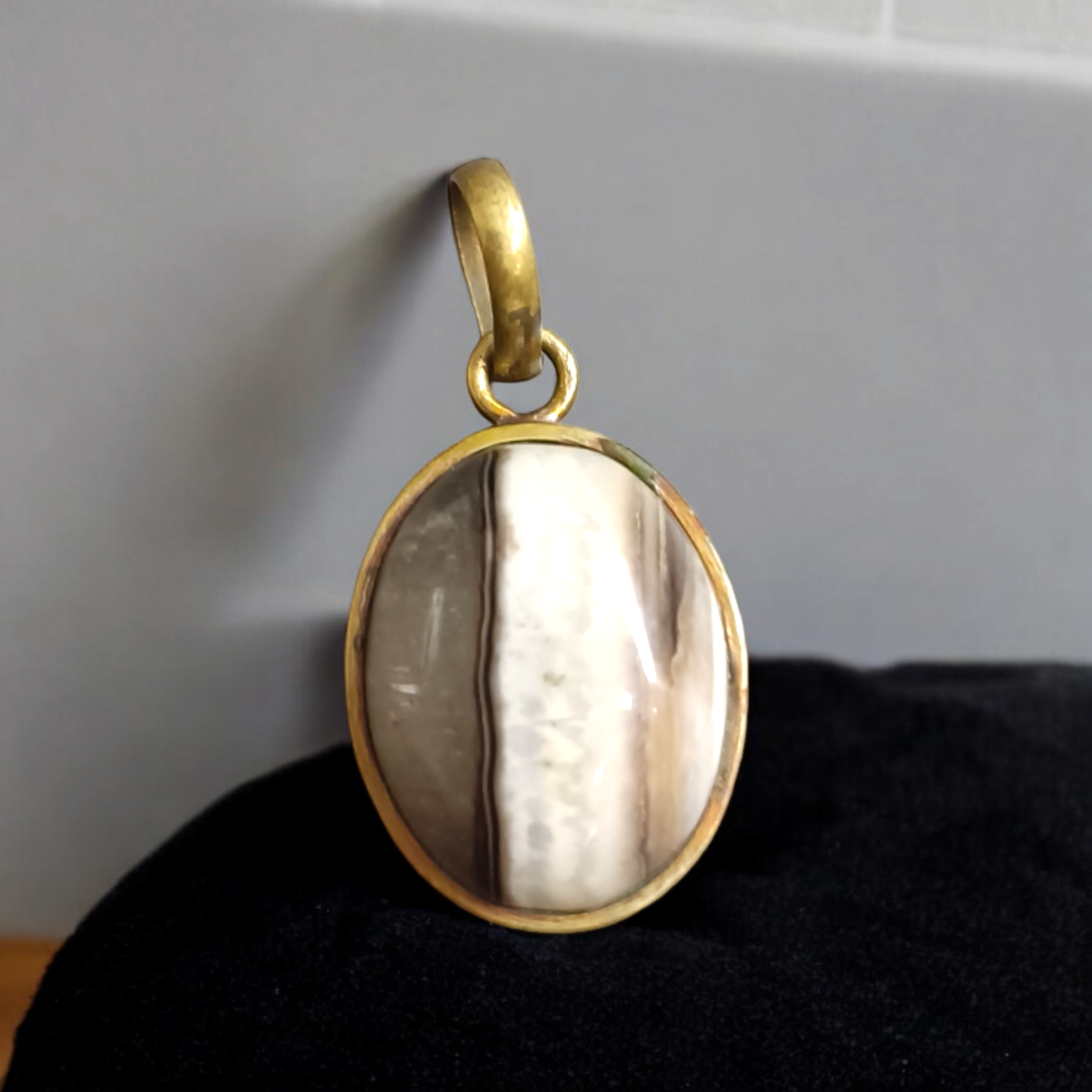 Black Sulemani Hakik Pendant with Black Thread and Lab Certification