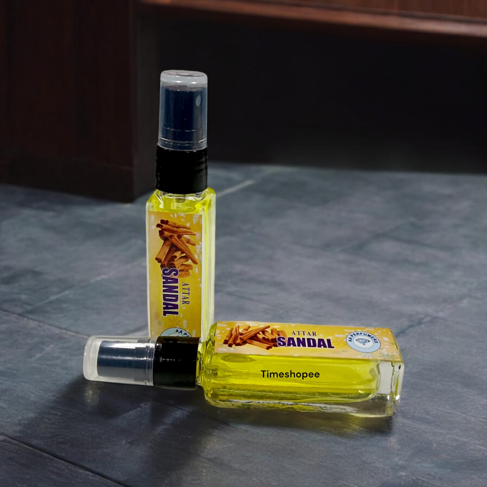 Chandan Spray Attar bottle with 25ML capacity, offering a natural sandalwood scent, 0% alcohol for Shiv Ji worship.