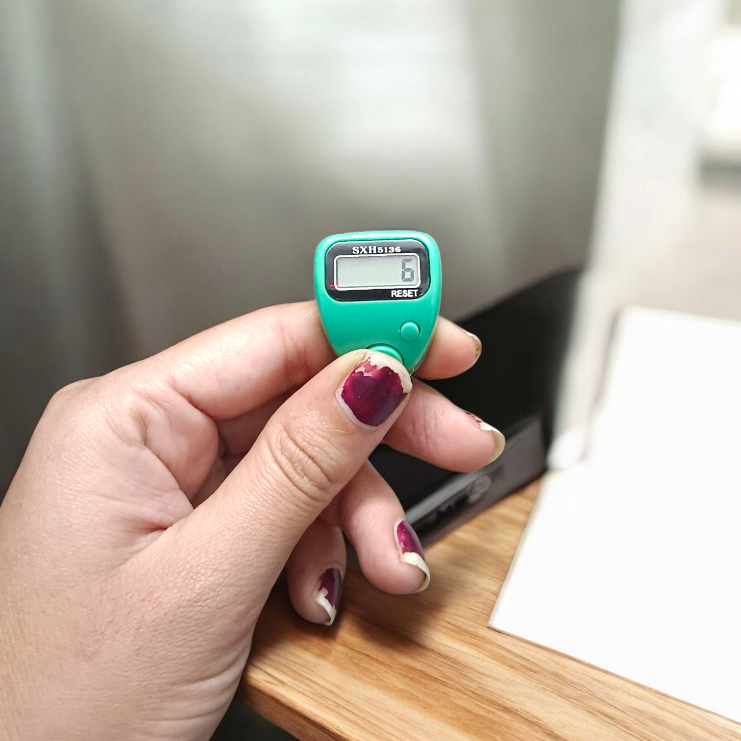 Electronic Finger Tally Counter with LCD Display and Adjustable Strap for Chanting and Meditation – Portable Japa Mala Counter