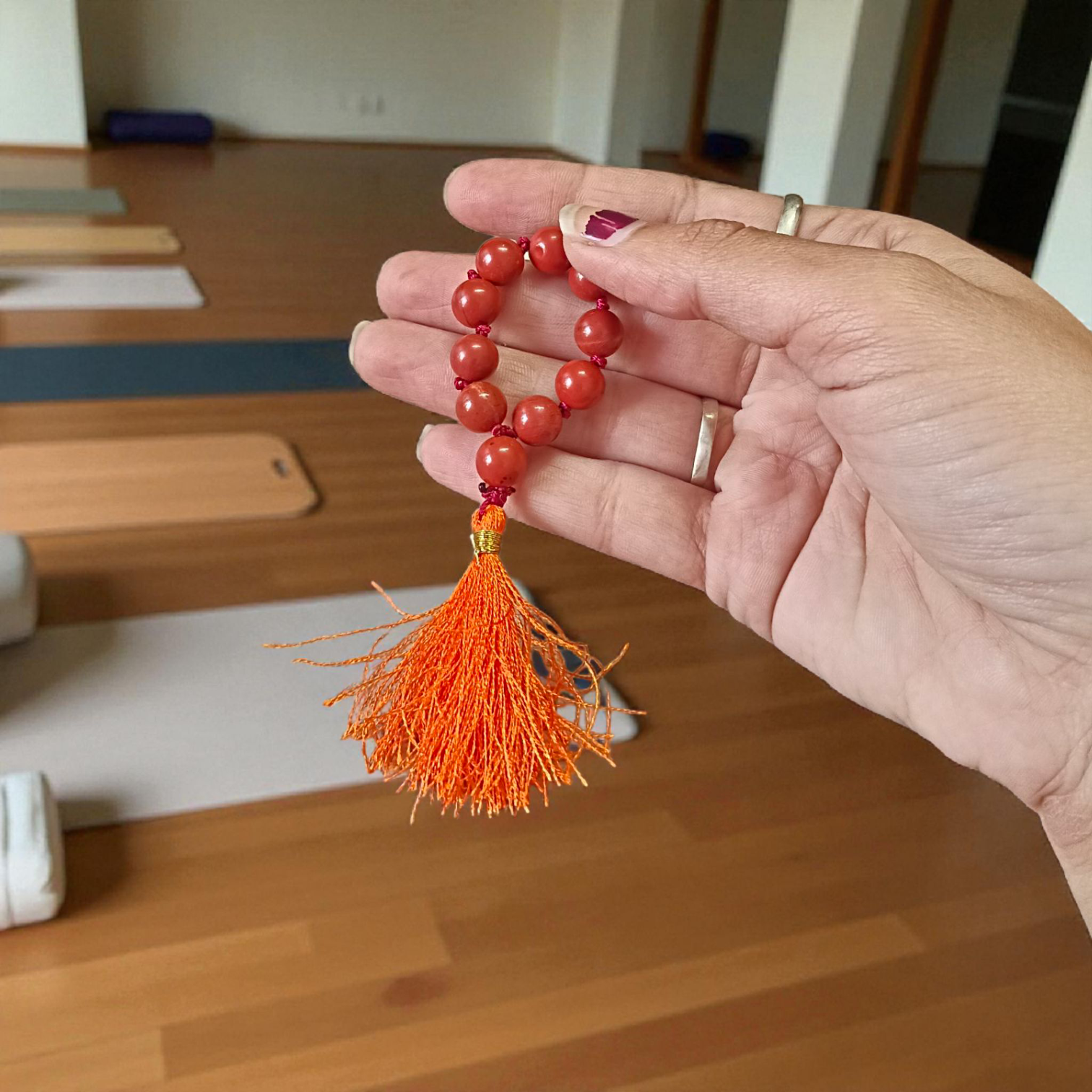 Natural Red Jasper Finger Mala with 9+1 beads, 8MM, used for meditation, prayer, and Reiki sessions
