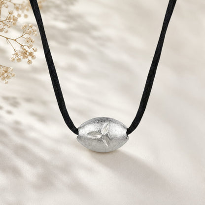Original Tlismi Moti Pendant with Thread Silver Oval Teething Pendant for Baby Teething Traditional Tlismi Moti Locket