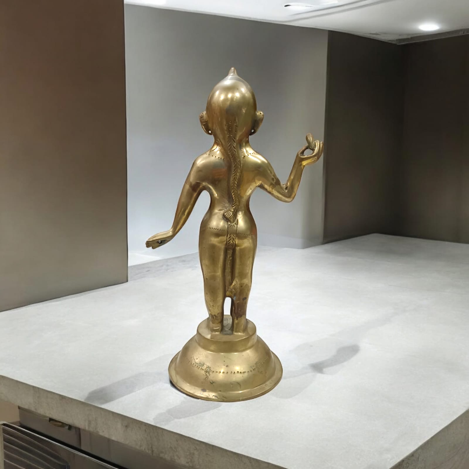 Radha Rani Brass Idol, 100% purity, 31 cm x 13 cm, 2280 gm, available at Timeshopee.