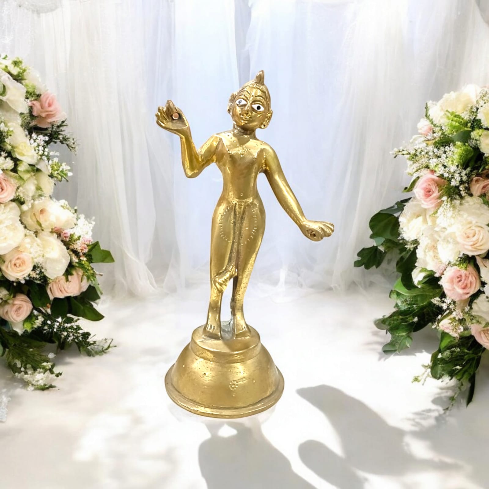 Radha Rani in Brass, 100% purity, 20 cm x 10 cm, 700 gm, available at Timeshopee.