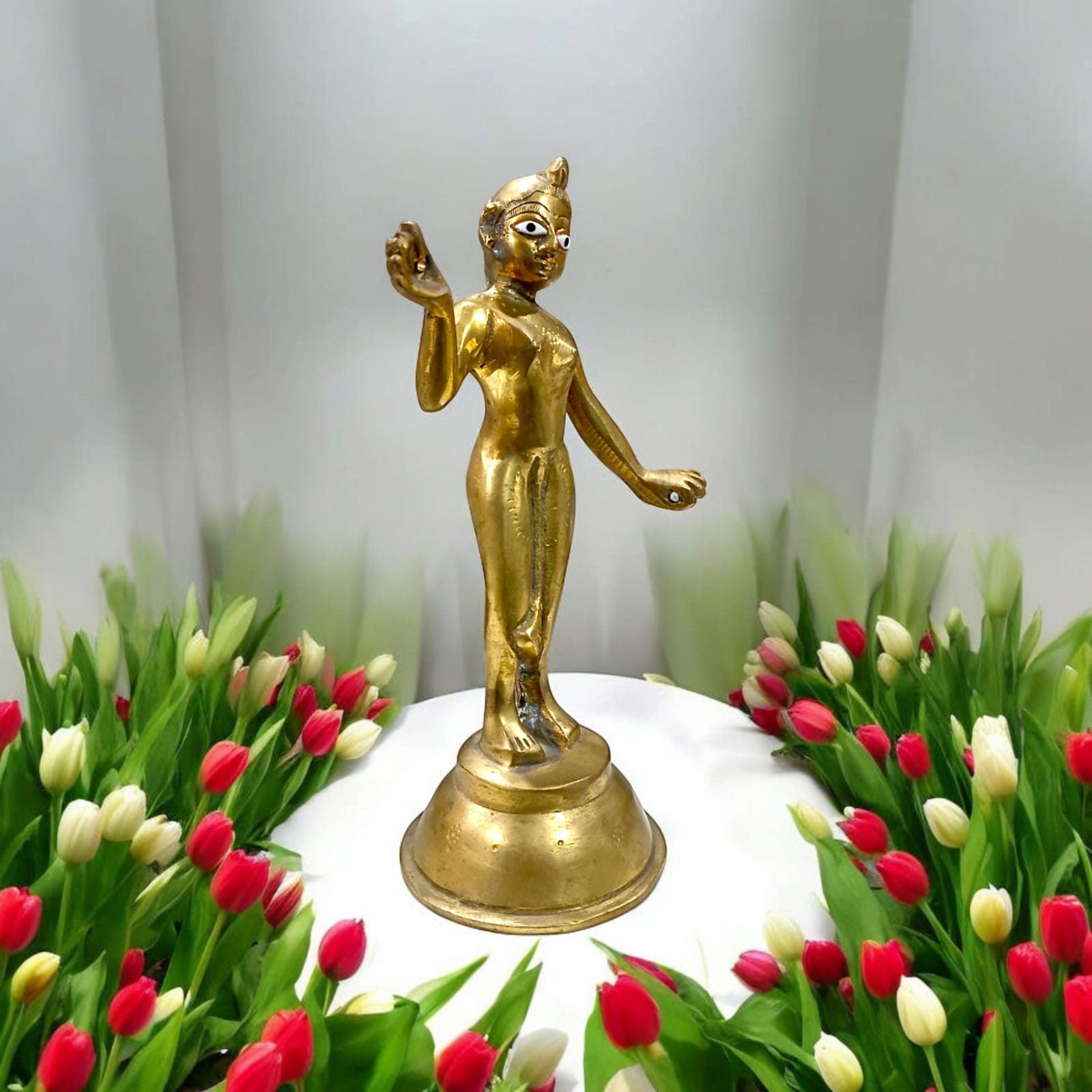 Radha Rani in Brass, 100% purity, 20 cm x 10 cm, 700 gm, available at Timeshopee.