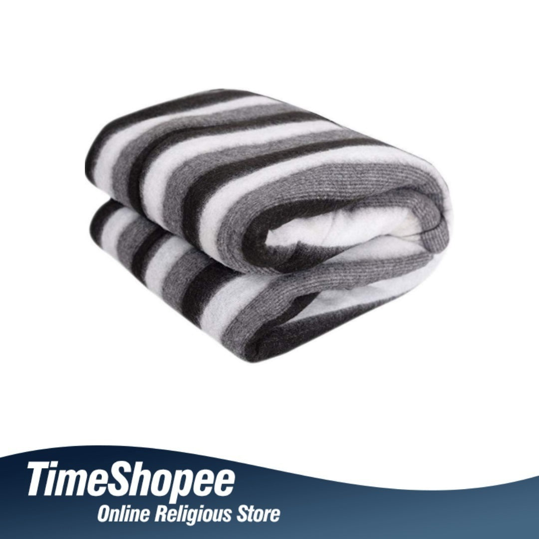 Black & White Blanket for Rahu, Ketu & Shani – Lal Kitab Remedies – Timeshopee